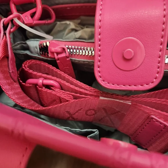 Betsey Johnson Pink Eiffel Tower Crossbody Bag - Picture 4 of 11